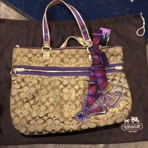 Coach bag from Poppy Collection